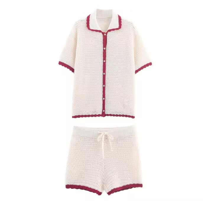 Ensemble féminin moderne